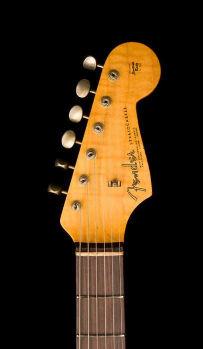 Fender Custom Shop Limited Edition 1964 Stratocaster Relic Aged Olympic White