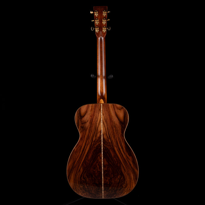 Martin Custom Shop 00-28 Deep Body Wild Grain East Indian Rosewood and Italian Alpine Spruce With Case