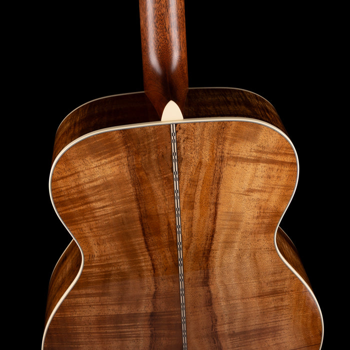 Martin Custom Shop 000-18 Exceptional Broad Figured Koa Natural With Case