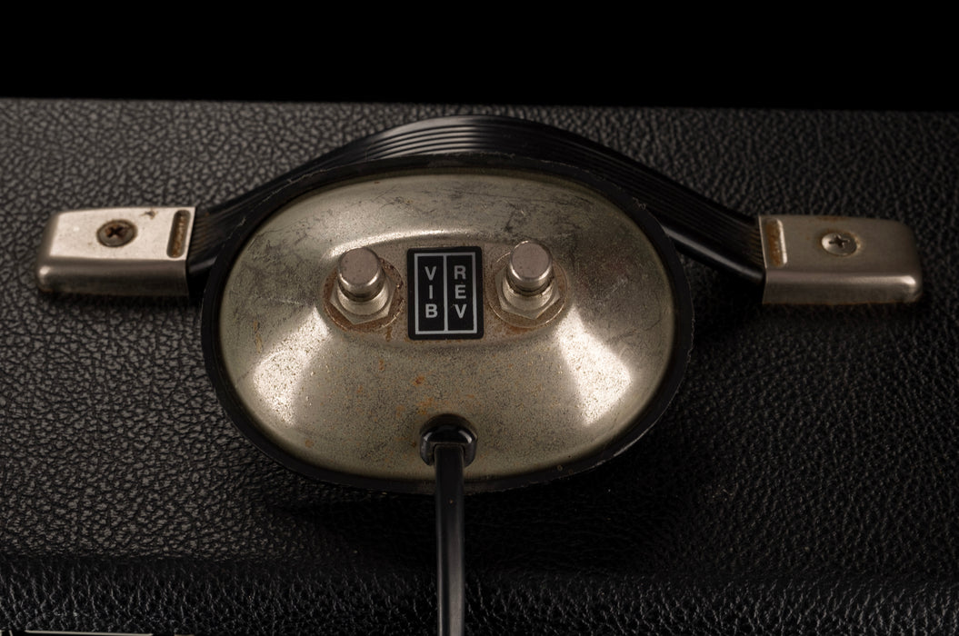 Used Fender '65 Deluxe Reverb Reissue Guitar Amp Combo