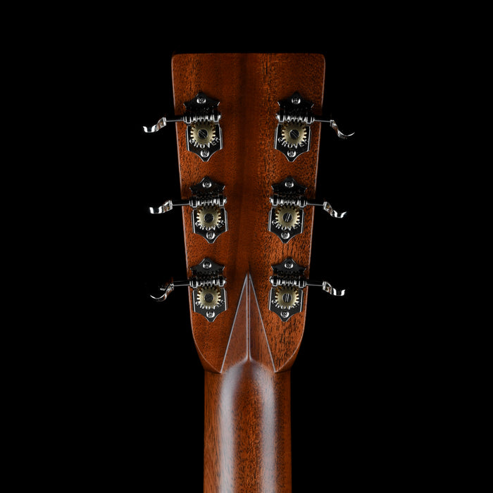 Martin HD-28E Standard (2025) LR Baggs Natural Acoustic Electric Guitar with Case