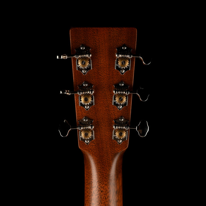 Martin 000-18 Standard (2025) Natural Acoustic Guitar with Case