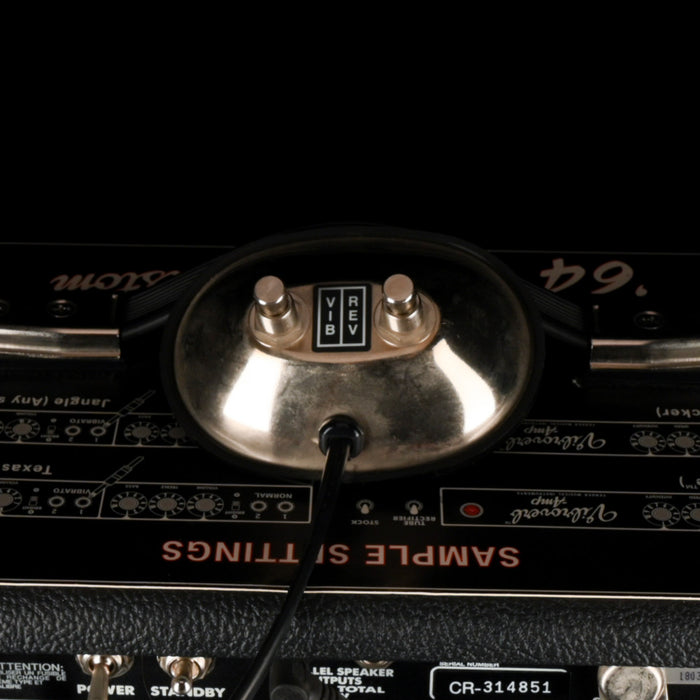 Pre Owned Fender '64 Vibroverb Custom Guitar Amp Combo With Footswitch And Cover