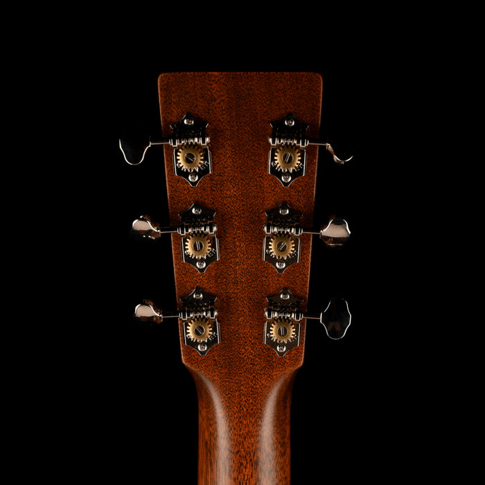 Martin 000-17 Standard (2025) Natural Acoustic Guitar with Case