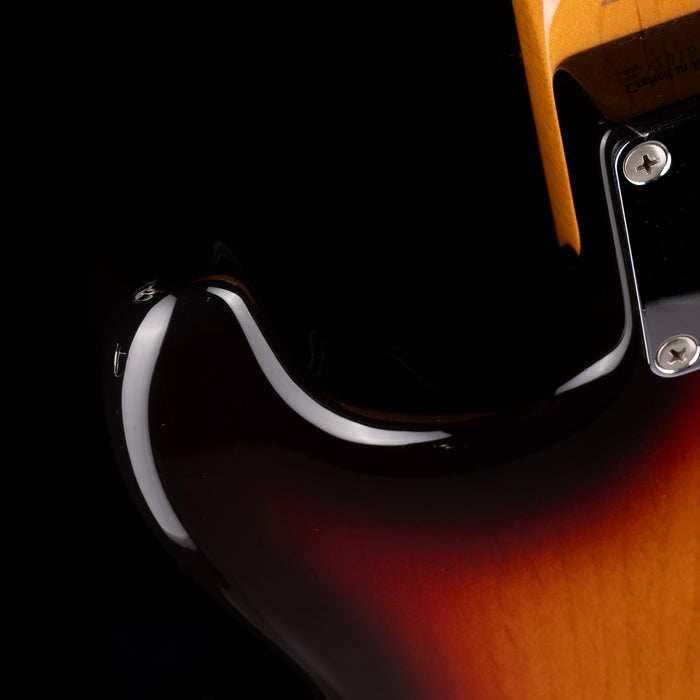 Pre Owned 1994 Fender Made in Japan Stratocaster XII 3-Color Sunburst 12-String Electric With Gig Bag