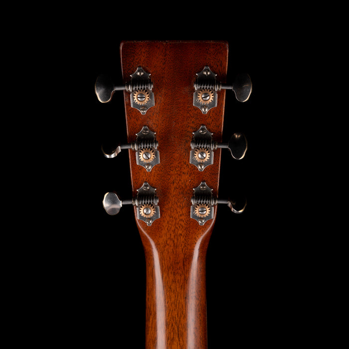 Martin D-18 Authentic 1937 Aged Natural with Case