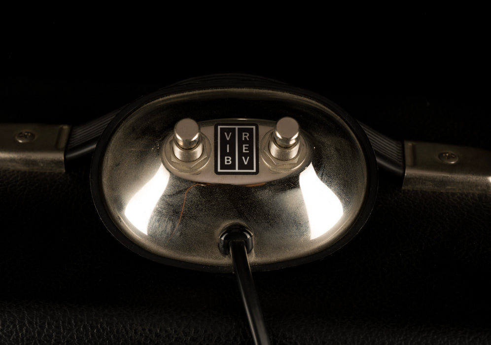 Pre Owned 2018 Fender Limited Edition ’68 Custom Deluxe Reverb Pine Neo Guitar Amp Combo with Cover