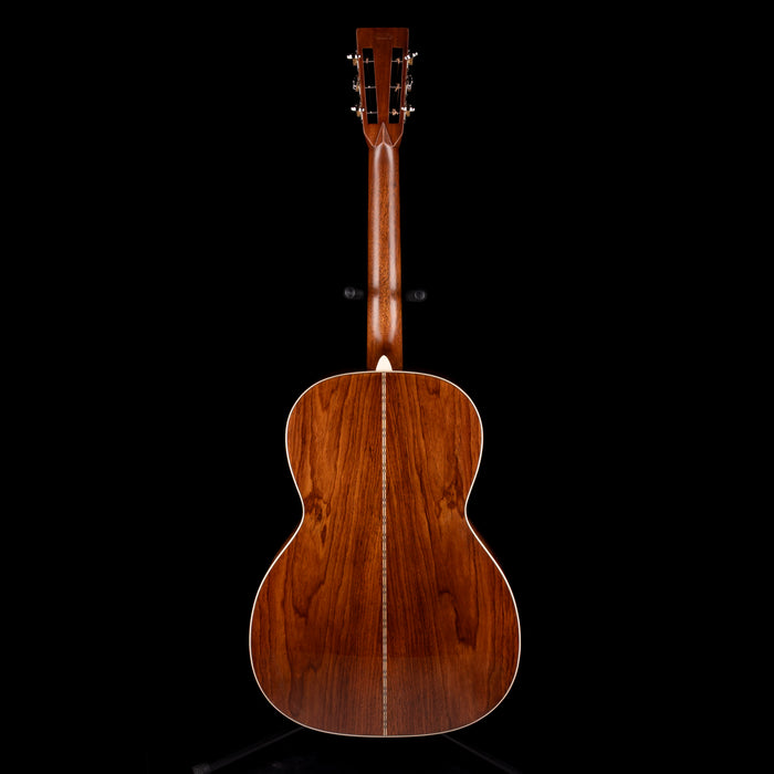 Martin Custom Shop 000-28 Slotted Headstock Guatemalan Rosewood With Italian Alpine Spruce With Case