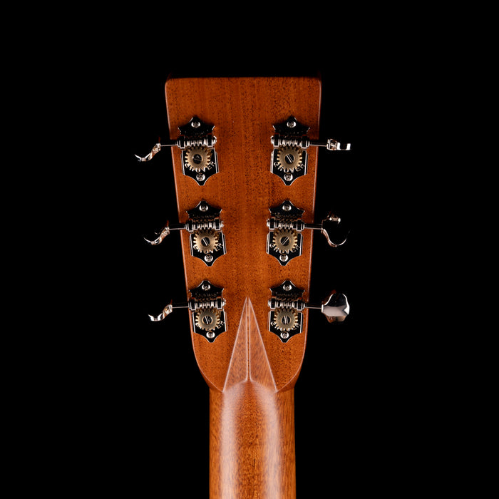 Martin Custom Shop 000-28 Birdseye Maple With Case