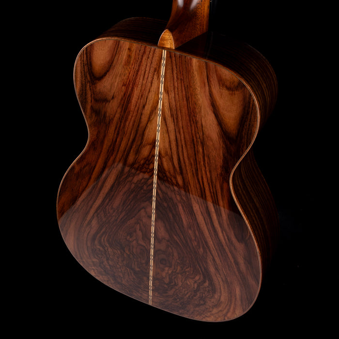Martin Custom Shop 00-28 Deep Body Wild Grain East Indian Rosewood and Italian Alpine Spruce With Case