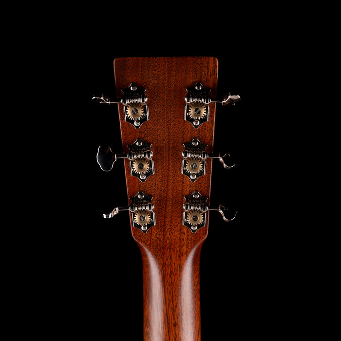 Martin 00L-16E 1935 Burst Acoustic Electric Guitar with Case