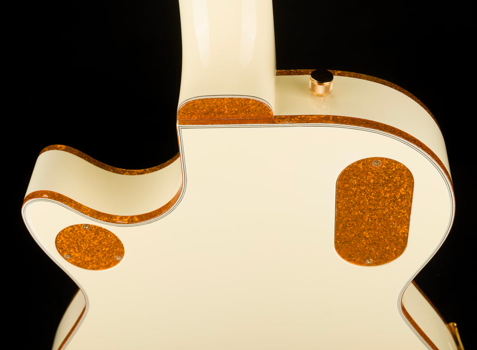 Pre Owned 2018 Gretsch G6134T-58 Vintage Select White Penguin With OHSC -  Serial # JT18083318