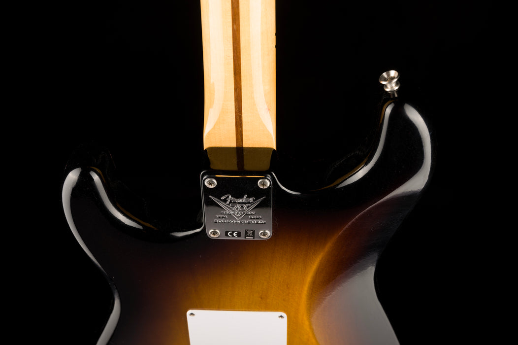 Fender Custom Shop Limited Edition 70th Anniversary 1954 Stratocaster Deluxe Closet Classic Wide Fade 2-Tone Sunburst