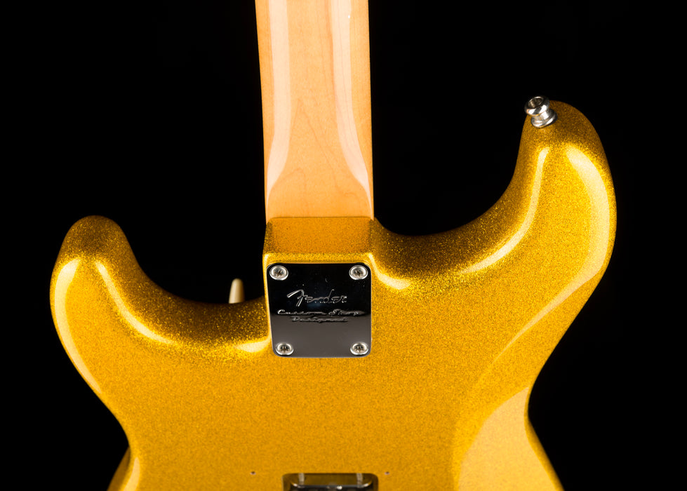Used Fender Limited Edition Classic Player FSR 60's Stratocaster Vegas Gold with Case