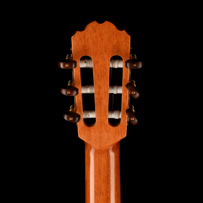 Pre Owned Kremona Verea VA Lux Classical Hybrid Natural Cutaway Acoustic-Electric Guitar With Gig Bag