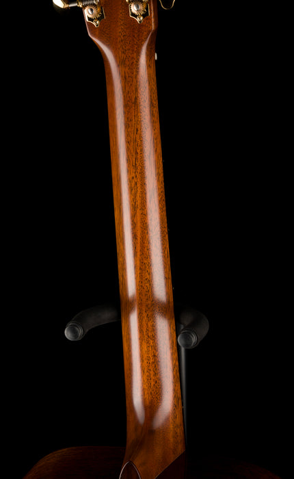 Martin 000-18 Modern Deluxe Acoustic Guitar With Case