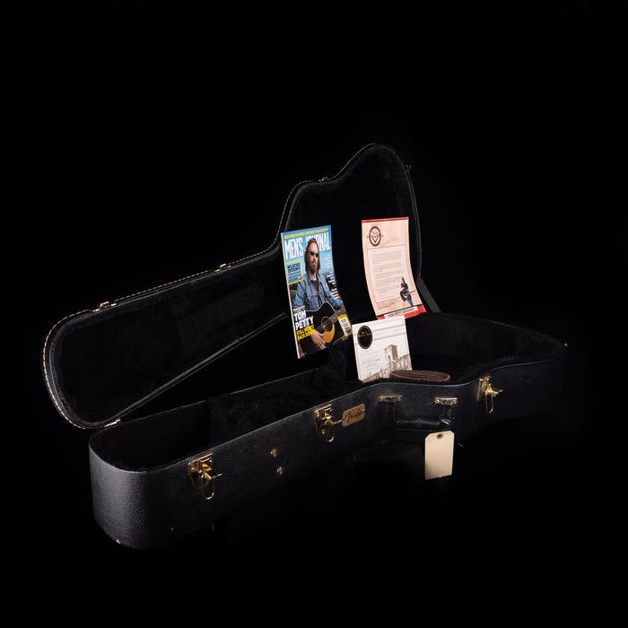 Pre-Owned Fender Custom Shop Limited Edition Tom Petty Kingman Signature Acoustic Black With OHSC