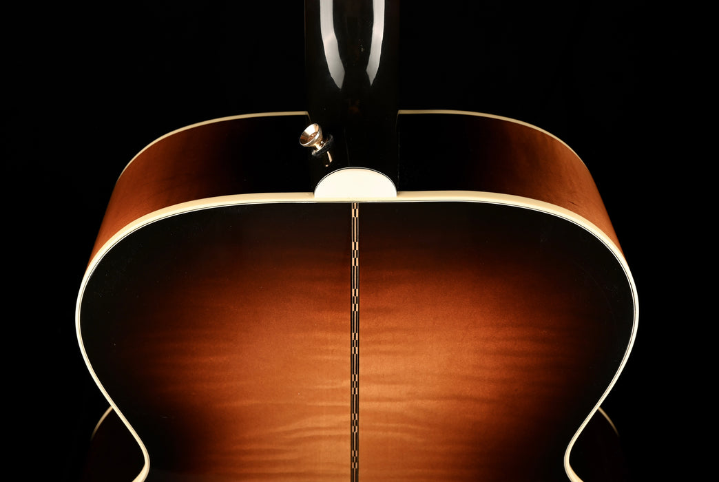 Used 2019 Gibson SJ-200 Standard Vintage Sunburst Acoustic Guitar with OHSC