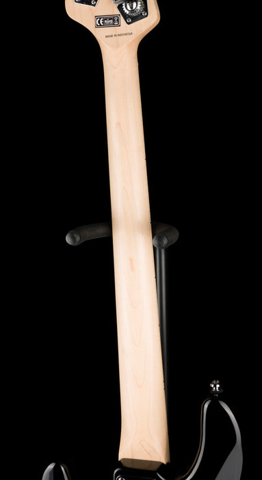 Pre Owned Ernie Ball Music Man Stingray Short Scale Bass Black With Gig Bag