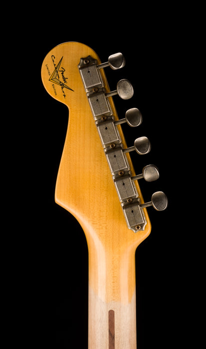 Fender Custom Shop Limited Edition 70th Anniversary Stratocaster Journeyman Relic Wide Fade 2-Tone Sunburst