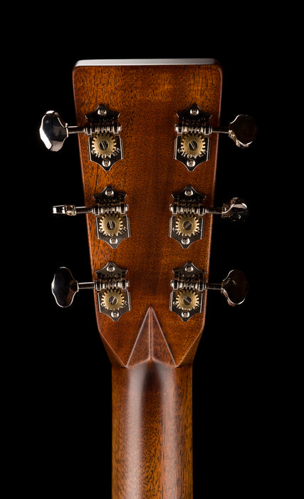 Martin Custom Shop D-28 Wild Grain East Indian Rosewood with Italian Alpine Spruce Top Acoustic Guitar