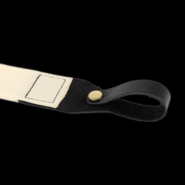 Ernie Ball Polypro Acoustic Guitar Strap - Cream - P05368 Closeup Loop