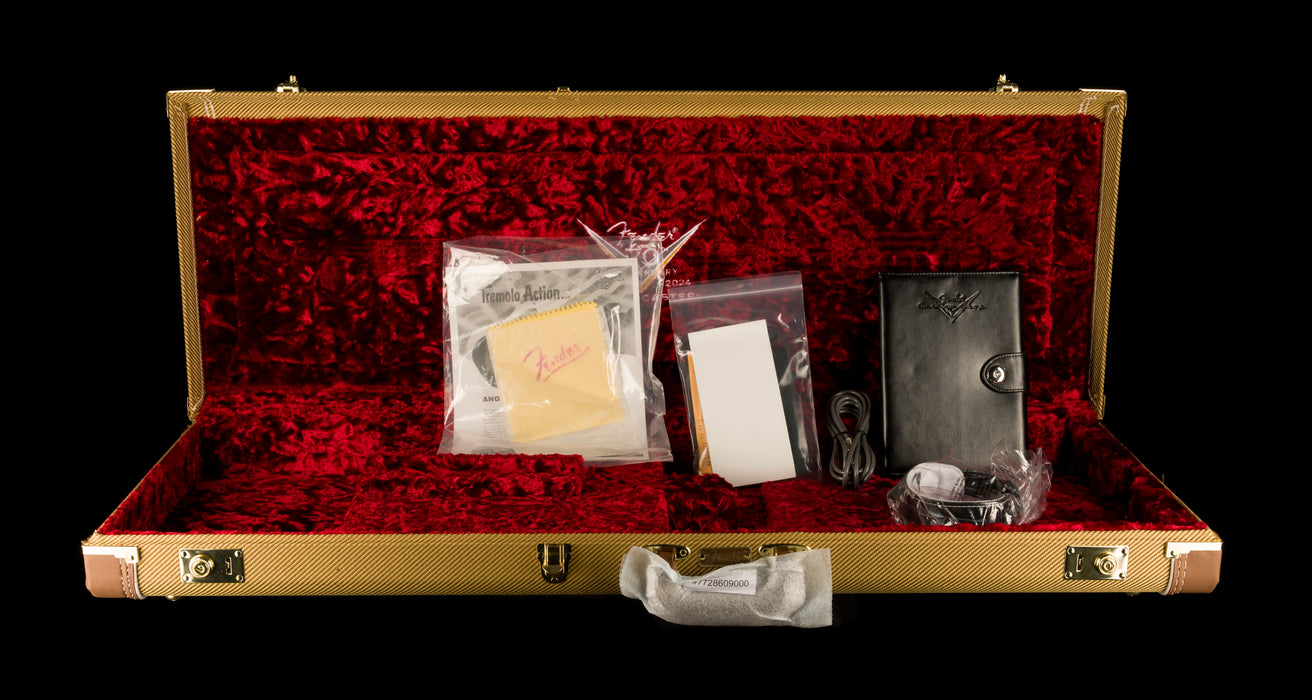 Fender Custom Shop Limited Edition 1954 Stratocaster Relic Faded Aged Olympic White