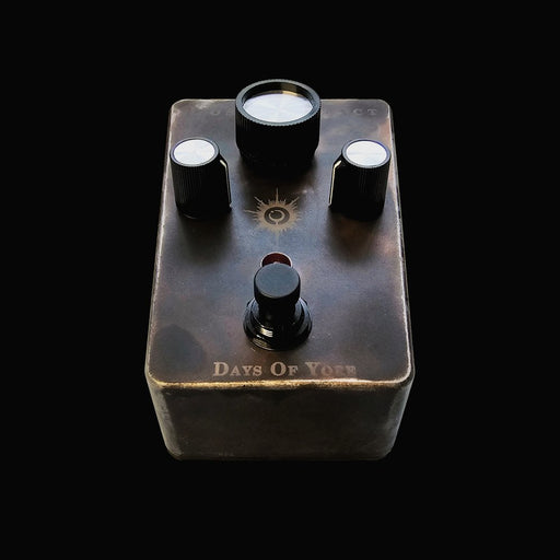 Days of Yore Lost Contact Fuzz Pedal Angle Up