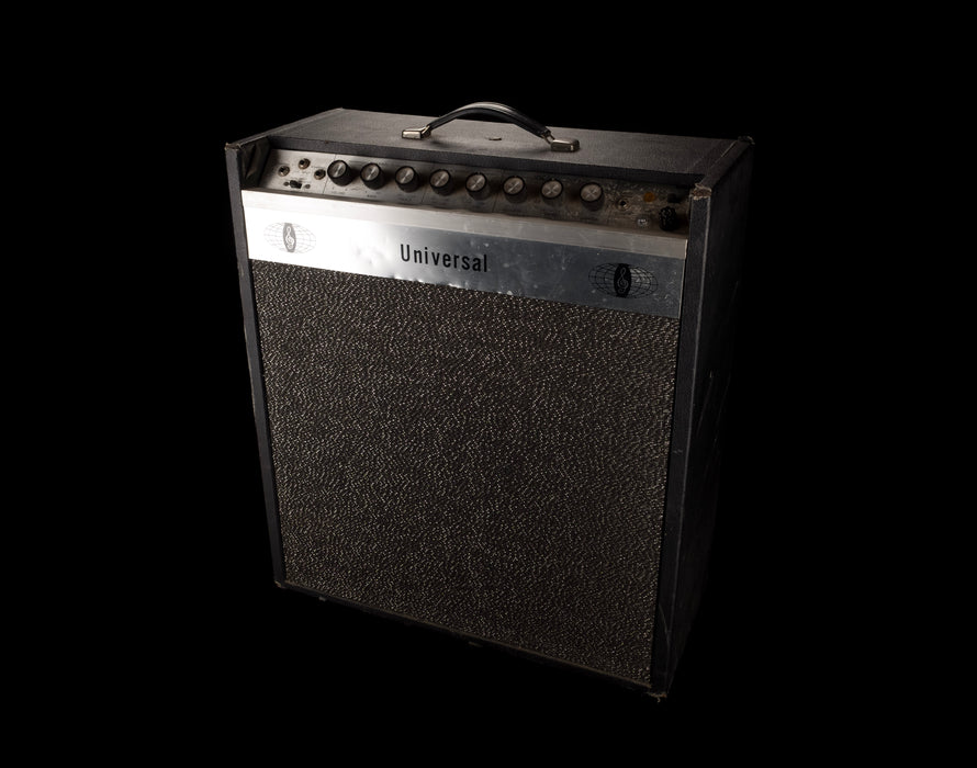 Vintage 1960s AGC Universal 15-Watt Tube Guitar Amp Combo