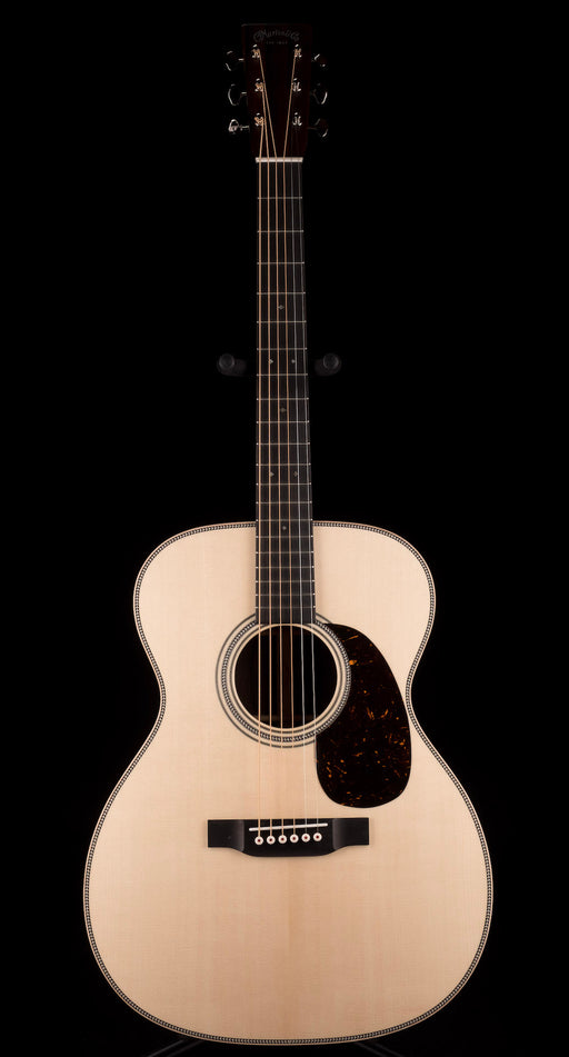 Martin Custom Shop OM-28 Ziricote with High Altitude Swiss Spruce With Case