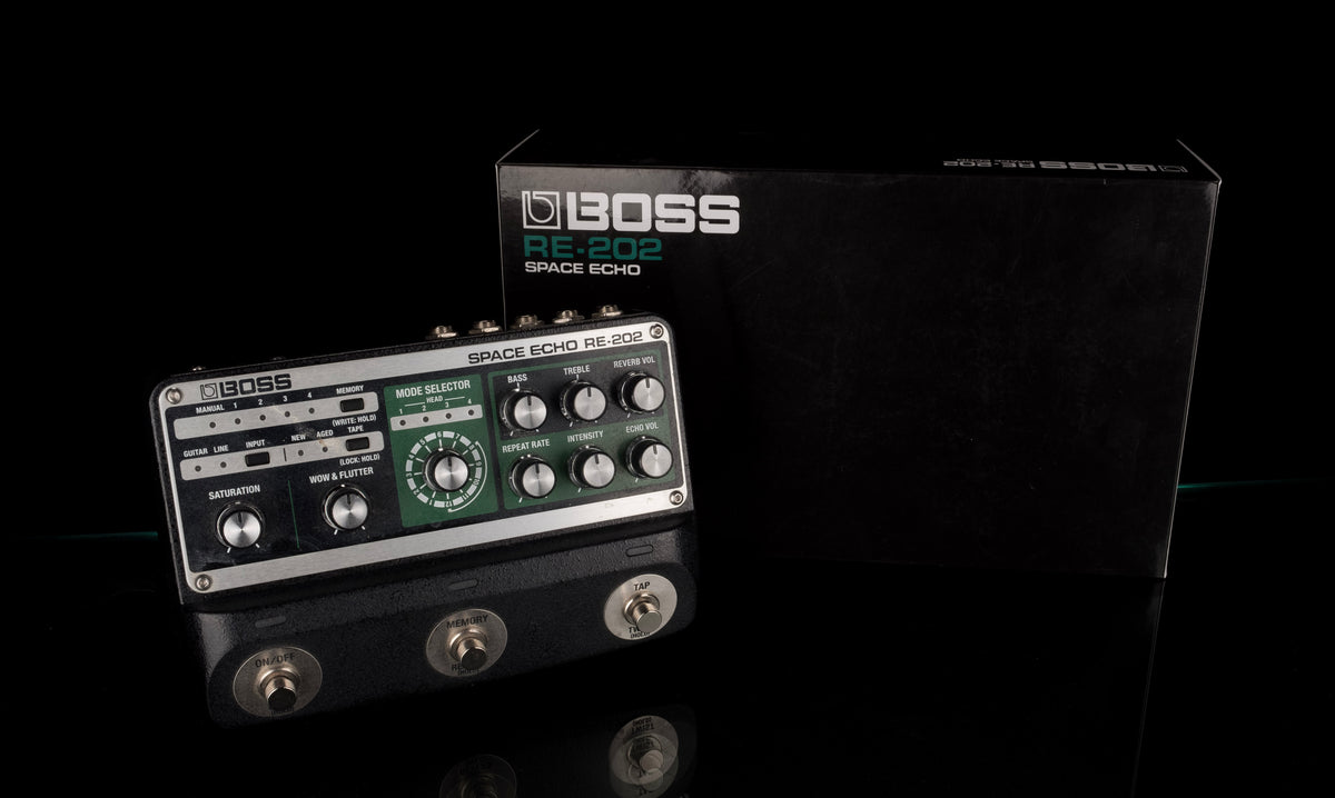 【売約済み】BOSS RE-202 Space Echo Boss RE-202 Space Echo Digital Delay Pedal | Sweetwater