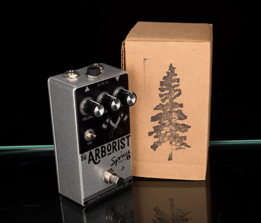 Use Spruce Effects The Arborist Boost and Overdrive Pedal with Box
