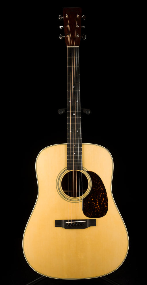 Martin Custom Shop D-28 Wild Grain East Indian Rosewood with Italian Alpine Spruce Top Acoustic Guitar