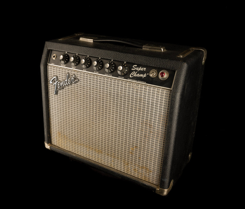 Pre Owned 1995 Fender Super Champ Black Guitar Amp Combo