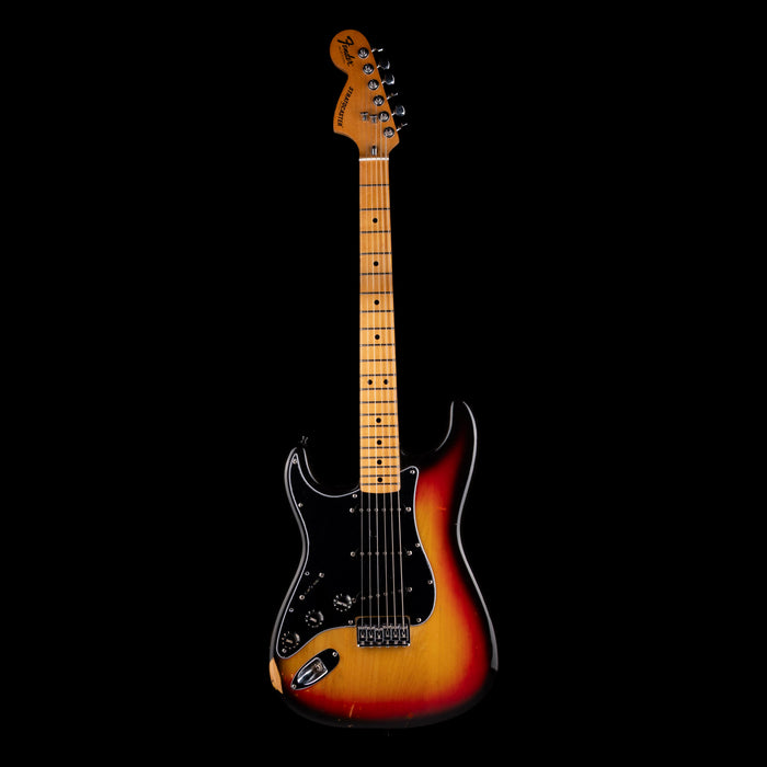 Pre Owned 1977 Fender Stratocaster Left-Handed Hardtail 3-Tone Sunburst With OHSC