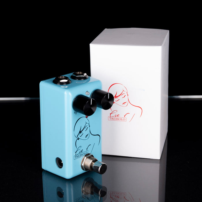 Used Red Witch Eve Tremolo Pedal with Box