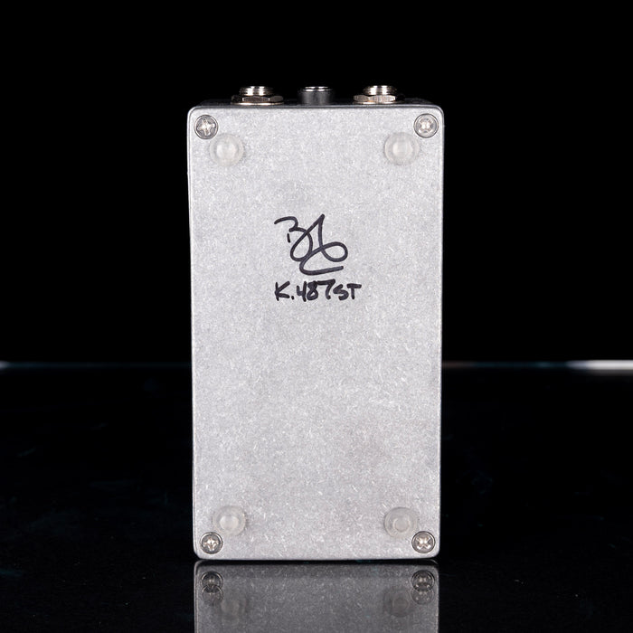 Menatone The King Overdrive Guitar Effect Pedal Small