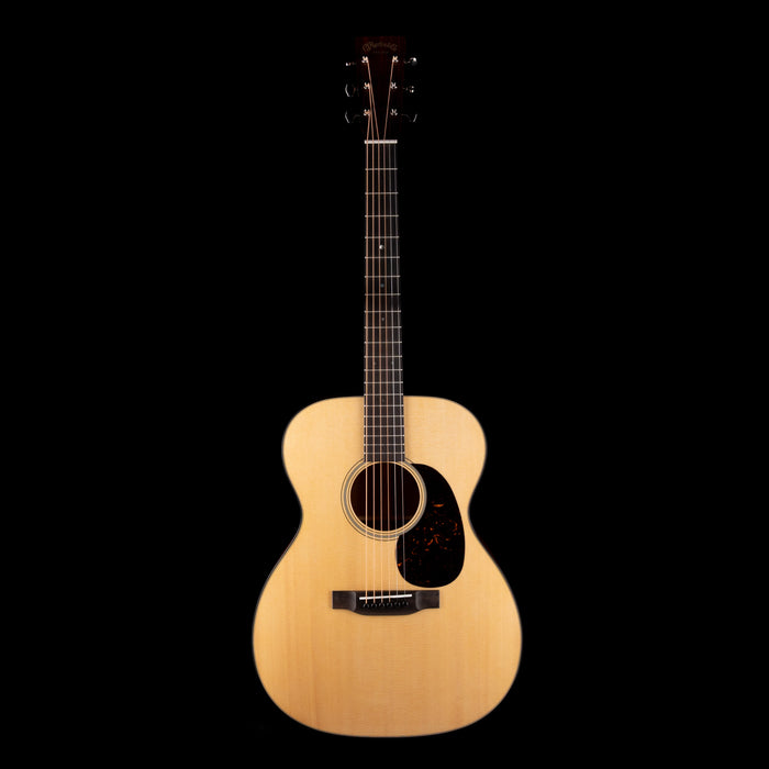 Martin 000-18 Standard (2025) Natural Acoustic Guitar with Case