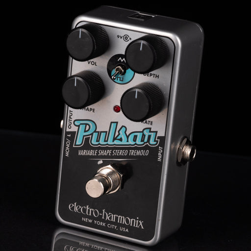 Used Electro-Harmonix Nano Pulsar Stereo Tremolo Pedal
