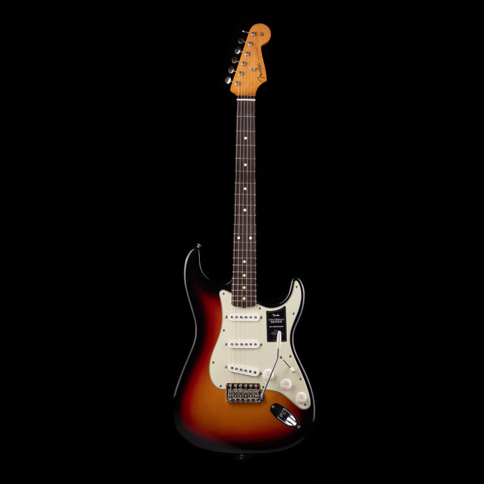 Fender Dealer Exclusive Vintera Road Worn '60s Stratocaster 3-Color Sunburst with Case
