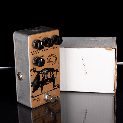 Used Menatone The PiG Distortion Guitar Effect Pedal With Box - 2