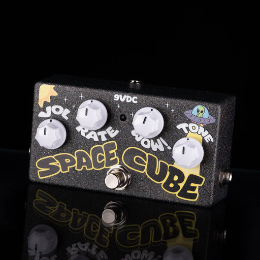 Fruit FX Space Cube Square Wave Fuzz Guitar Effect Pedal