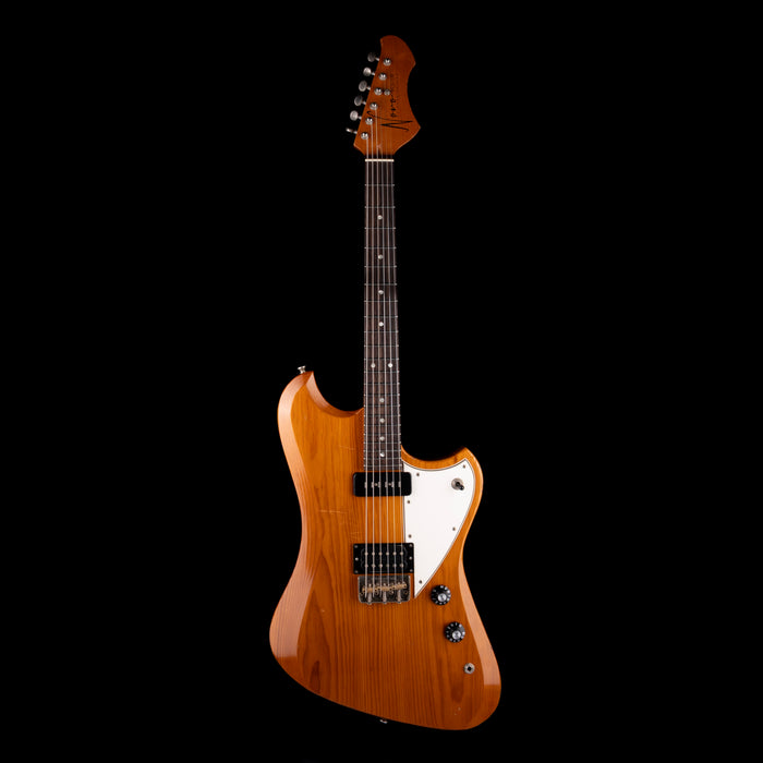 Novo Nucleus Voltur V2 Amber with Soft Case