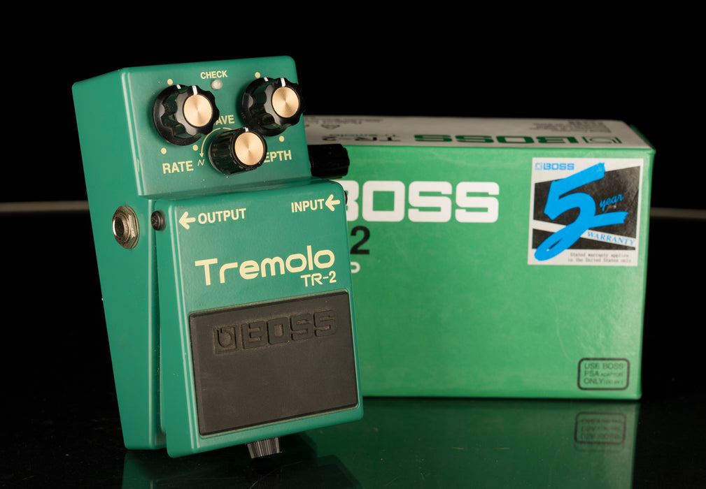 boss tremolo pedal Used Boss TR-2 Tremolo Pedal With Monte Allums Mod And Box — Truetone Music