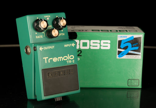 boss tr 2 tremolo pedal Used Boss TR-2 Tremolo Pedal With Monte Allums Mod And Box — Truetone Music