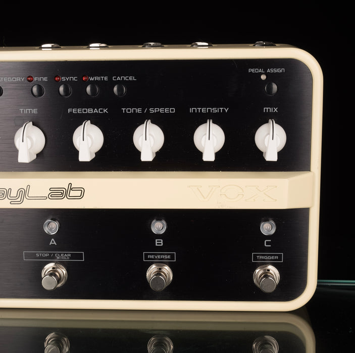 Used Vox DelayLab Delay Pedal