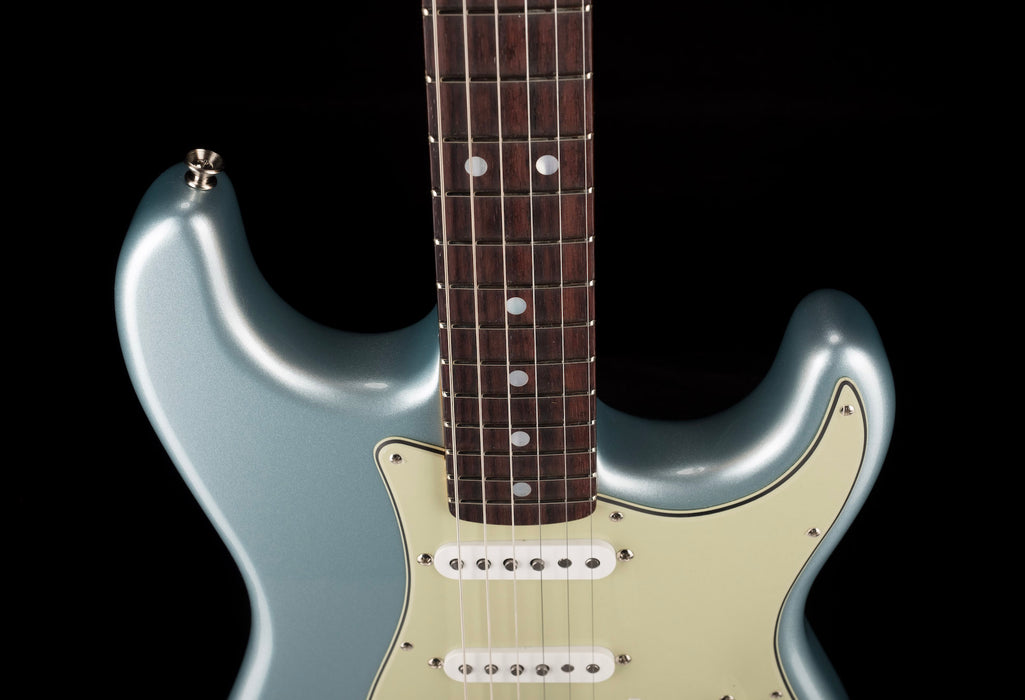 Fender Custom Shop 1965 Stratocaster NOS Firemist Silver With Case