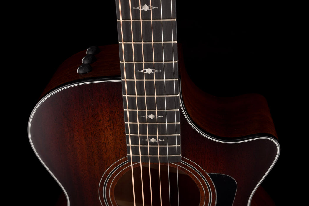 Taylor 322ce 12-Fret Acoustic Electric Guitar With Case