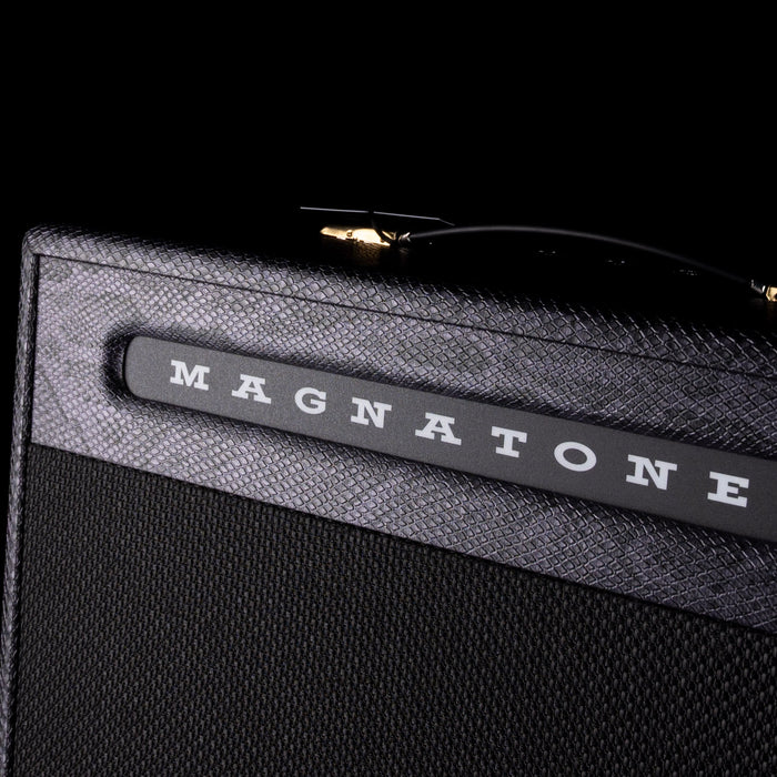 Magnatone Slash Collection Lil' Viper Purple Python Guitar Amplifier Combo