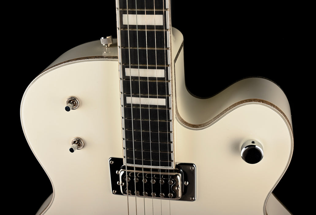 Pre Owned Gretsch G7593T-BD Billy Duffy White Falcon With OHSC - JT20093653